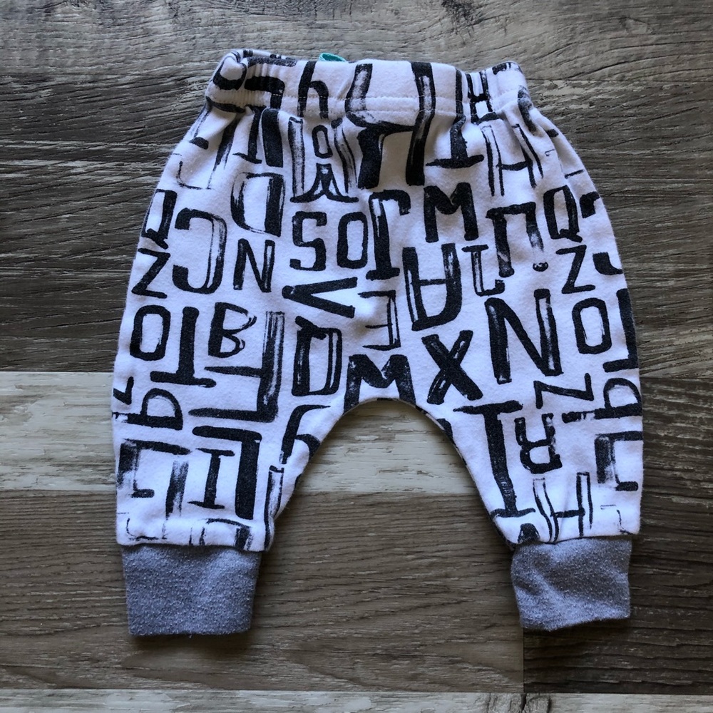 EUC Rene Rofe Baby 2 Piece Infant Boys Set - Picture 3 of 12